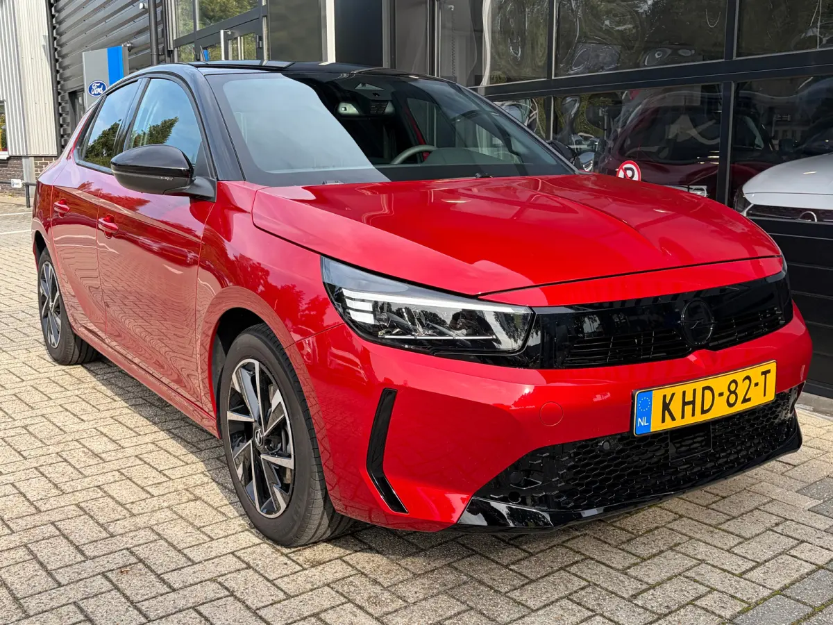 1.2 Turbo 100 PK Yes | 2+6 JAAR GARANTIE| STUUR EN STOELVERWARMING| PARKEERSENSOREN ACHTER| APPLE CARPLAY/ANDROID AUTO| FULL LED| BROEKHUIS GELEVERD| EERSTE EIGENAAR|