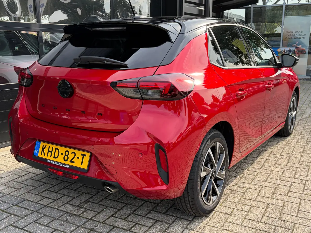 1.2 Turbo 100 PK Yes | 2+6 JAAR GARANTIE| STUUR EN STOELVERWARMING| PARKEERSENSOREN ACHTER| APPLE CARPLAY/ANDROID AUTO| FULL LED| BROEKHUIS GELEVERD| EERSTE EIGENAAR|