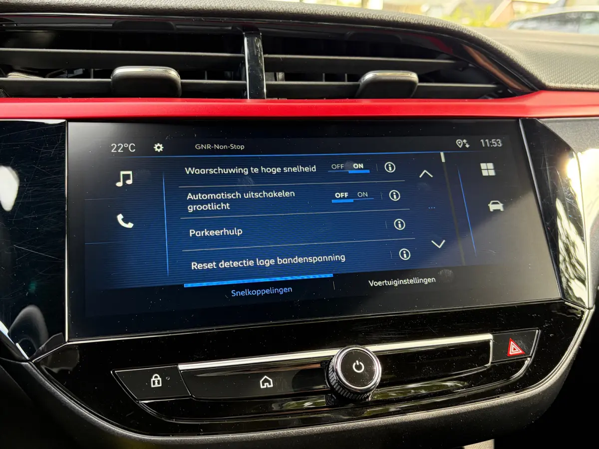 1.2 Turbo 100 PK Yes | 2+6 JAAR GARANTIE| STUUR EN STOELVERWARMING| PARKEERSENSOREN ACHTER| APPLE CARPLAY/ANDROID AUTO| FULL LED| BROEKHUIS GELEVERD| EERSTE EIGENAAR|