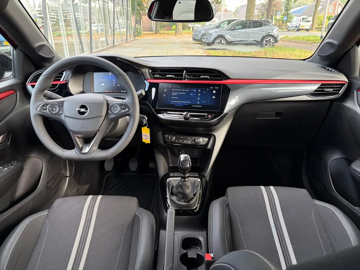 1.2 Turbo 100 PK Yes | 2+6 JAAR GARANTIE| STUUR EN STOELVERWARMING| PARKEERSENSOREN ACHTER| APPLE CARPLAY/ANDROID AUTO| FULL LED| BROEKHUIS GELEVERD| EERSTE EIGENAAR|