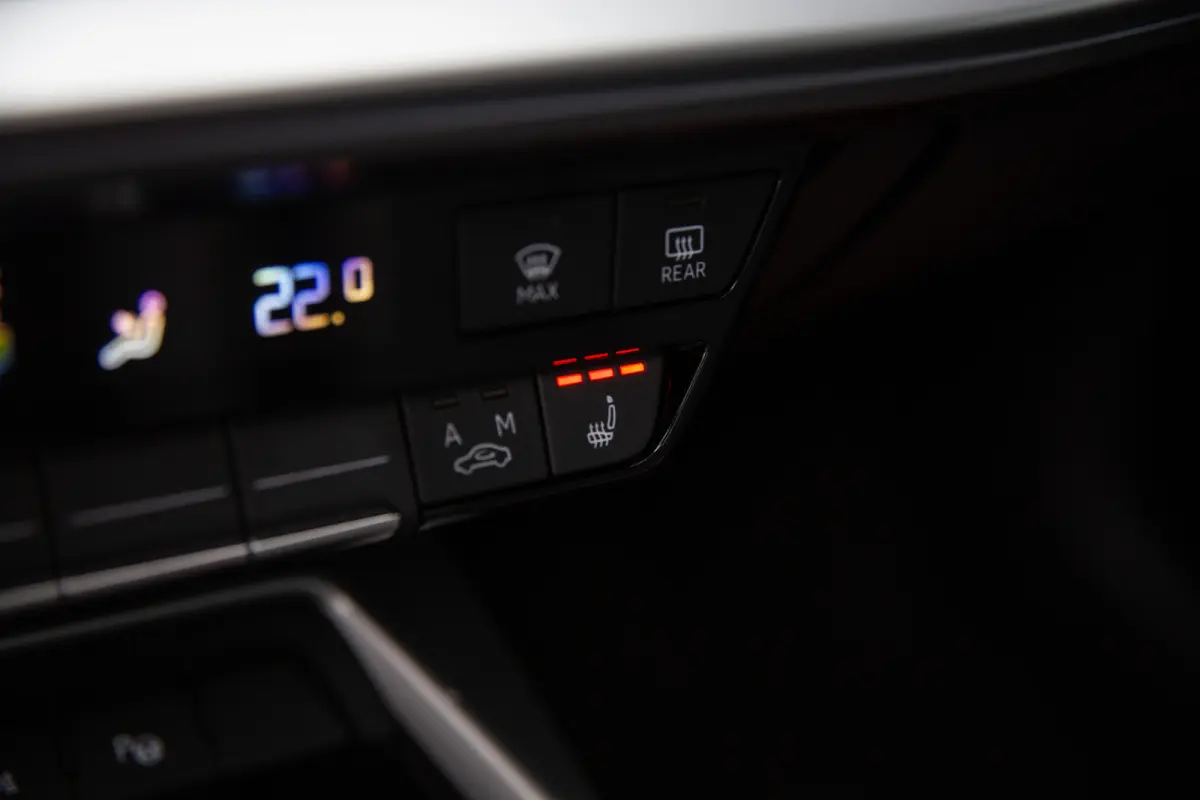 40 TFSI e S Tronic , Cruise control, Sfeerverlichting, Panoramadak, Stoelverwarming, Carplay,