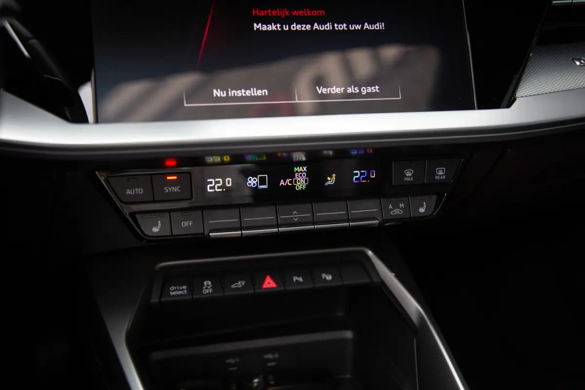 40 TFSI e S Tronic , Cruise control, Sfeerverlichting, Panoramadak, Stoelverwarming, Carplay,