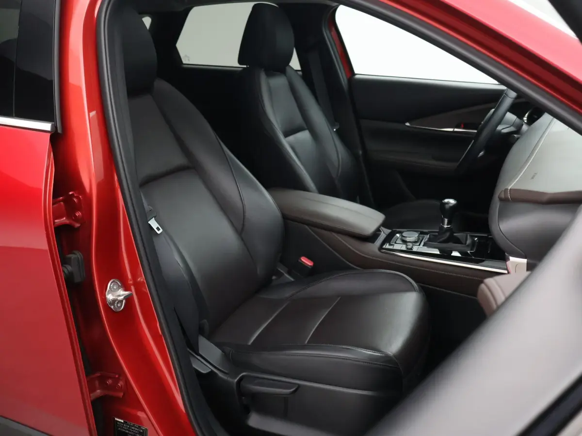 2.0 e-SkyActiv-X M HYBRID LUXURY + TREKHAAK | BOSE | ADAPTIVE CRUISE | 360 CAMERA | SCHUIFDAK