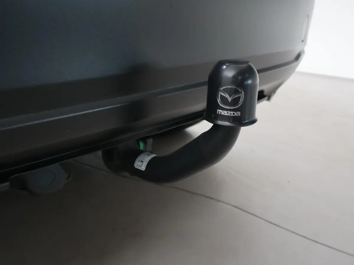 2.0 e-SkyActiv-X M HYBRID LUXURY + TREKHAAK | BOSE | ADAPTIVE CRUISE | 360 CAMERA | SCHUIFDAK