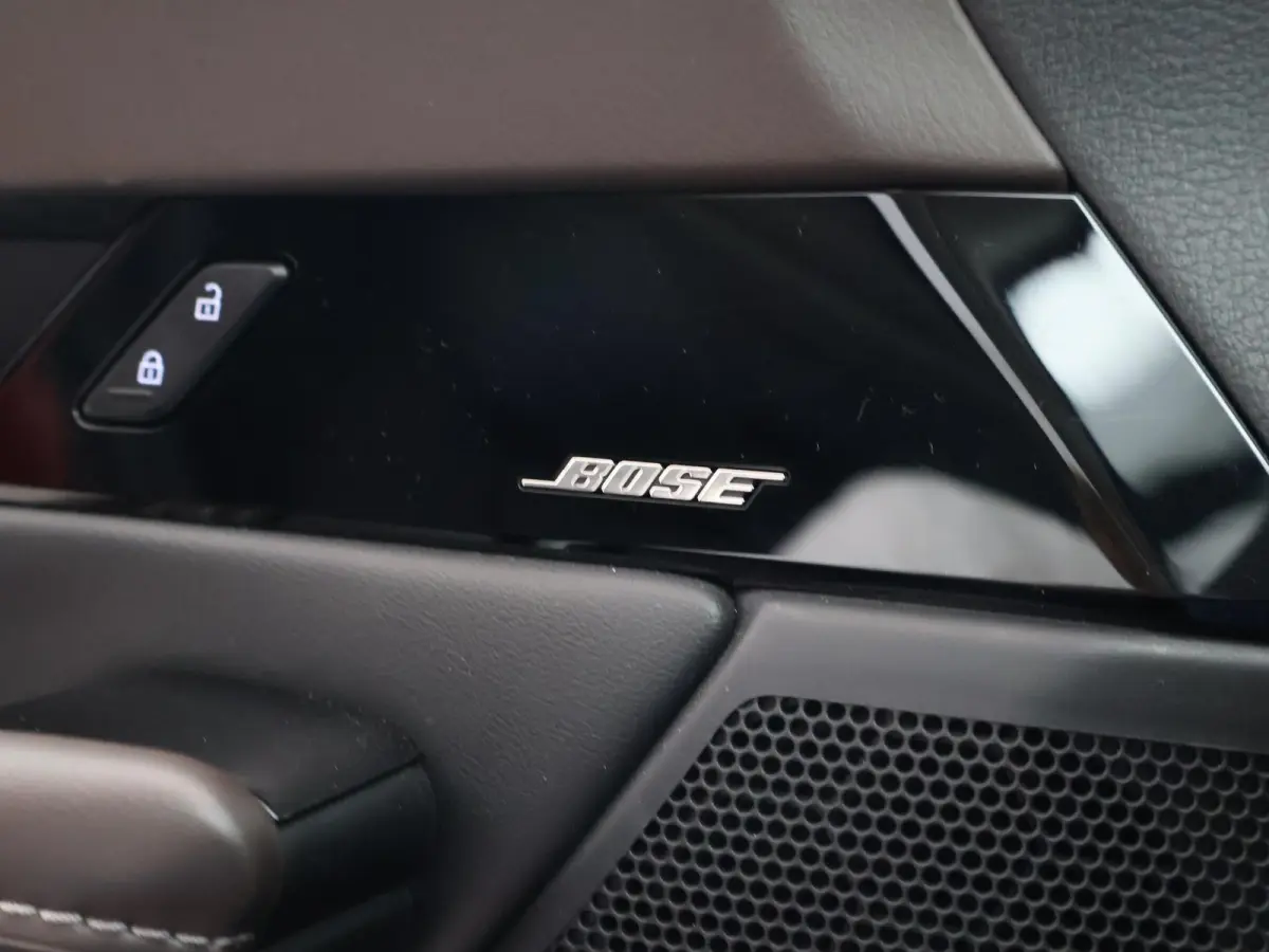 2.0 e-SkyActiv-X M HYBRID LUXURY + TREKHAAK | BOSE | ADAPTIVE CRUISE | 360 CAMERA | SCHUIFDAK
