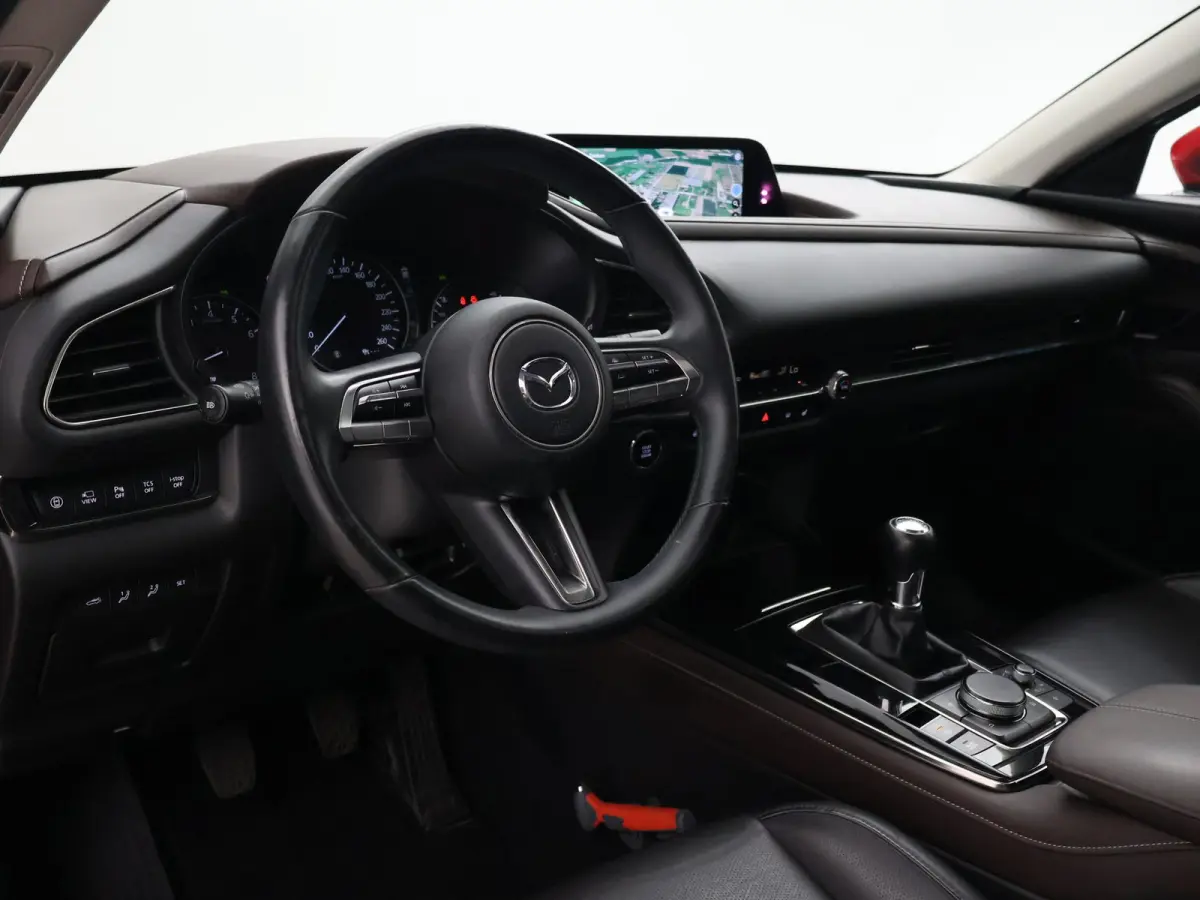 2.0 e-SkyActiv-X M HYBRID LUXURY + TREKHAAK | BOSE | ADAPTIVE CRUISE | 360 CAMERA | SCHUIFDAK