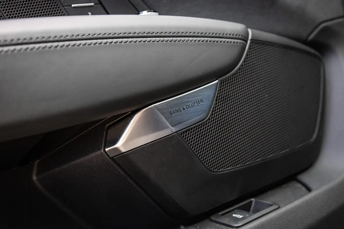 476pk edition ZERO Competition 93 kWh | Panoramadak | Memory Stoelen | 360 Camera| B&O | Adaptive Cruise