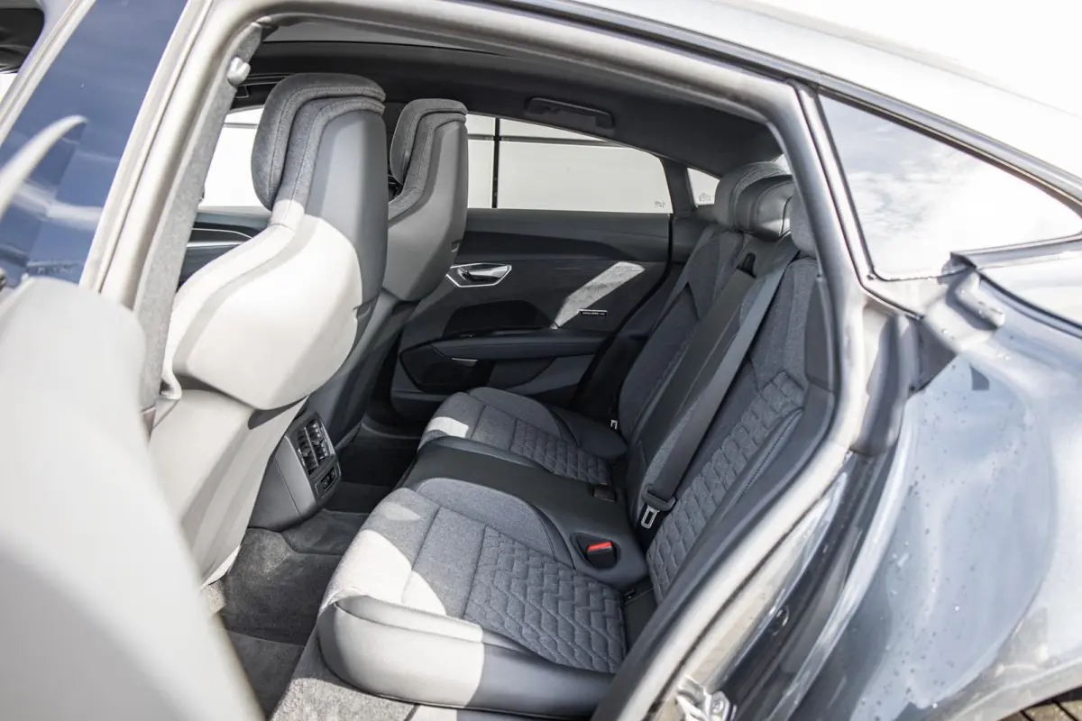 476pk edition ZERO Competition 93 kWh | Panoramadak | Memory Stoelen | 360 Camera| B&O | Adaptive Cruise