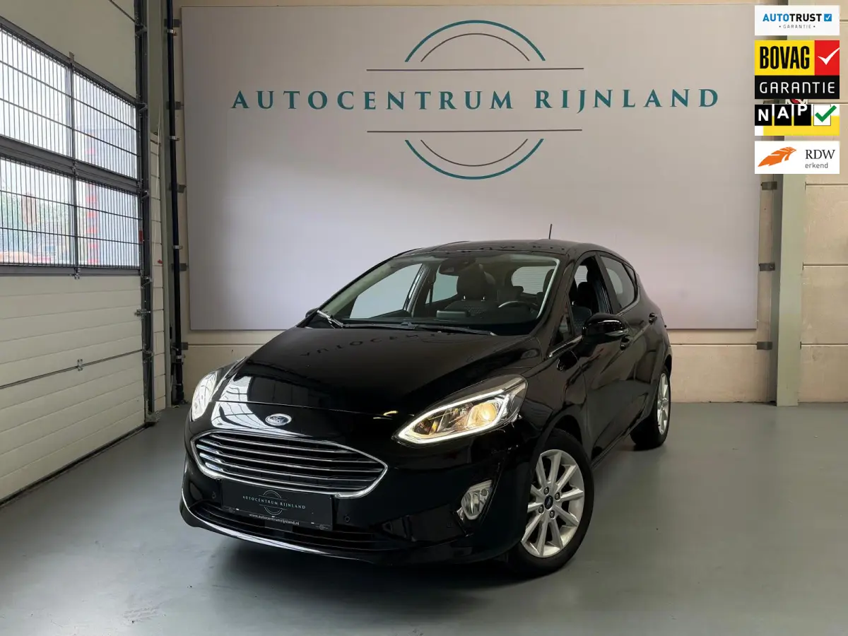 1.0 EcoBoost Titanium Camera, Navi, Airco, Cruise Control, Carplay