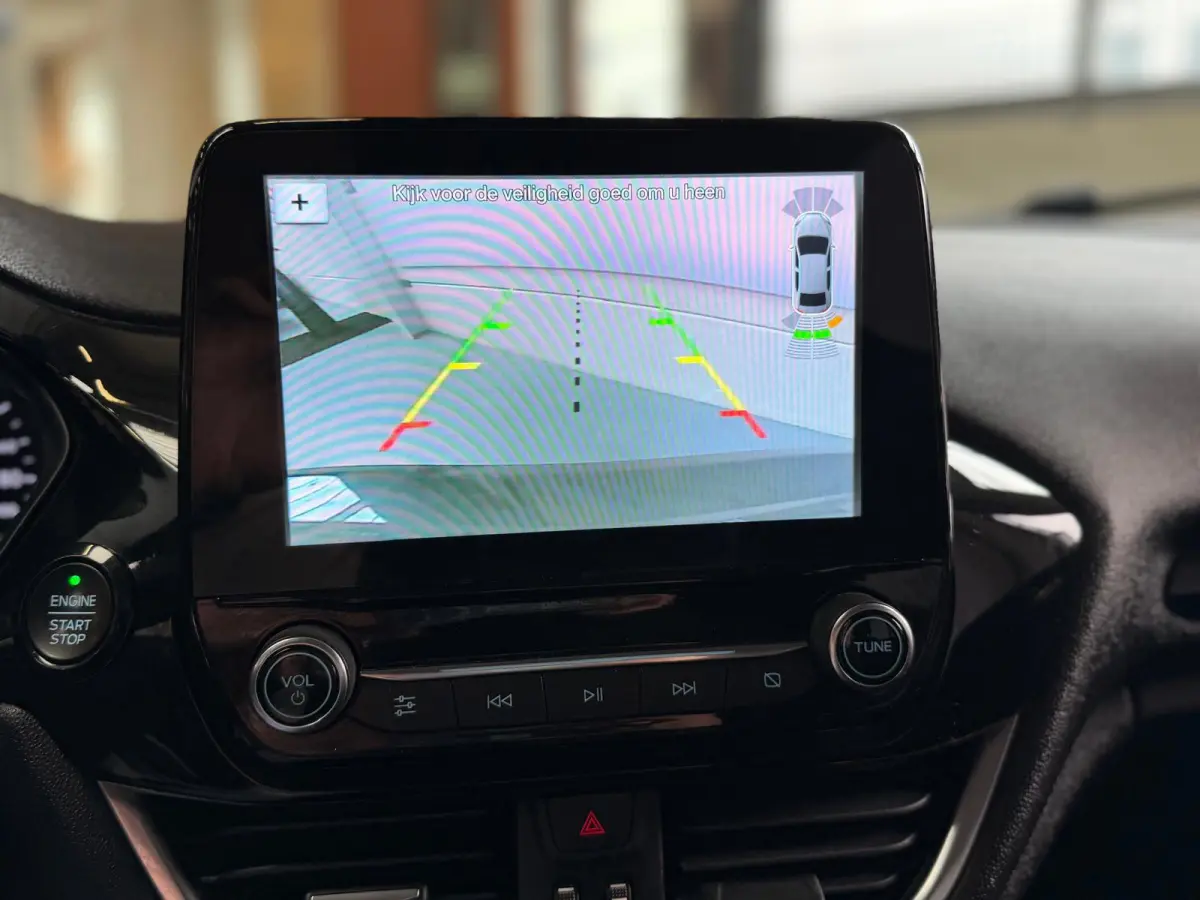 1.0 EcoBoost Titanium Camera, Navi, Airco, Cruise Control, Carplay