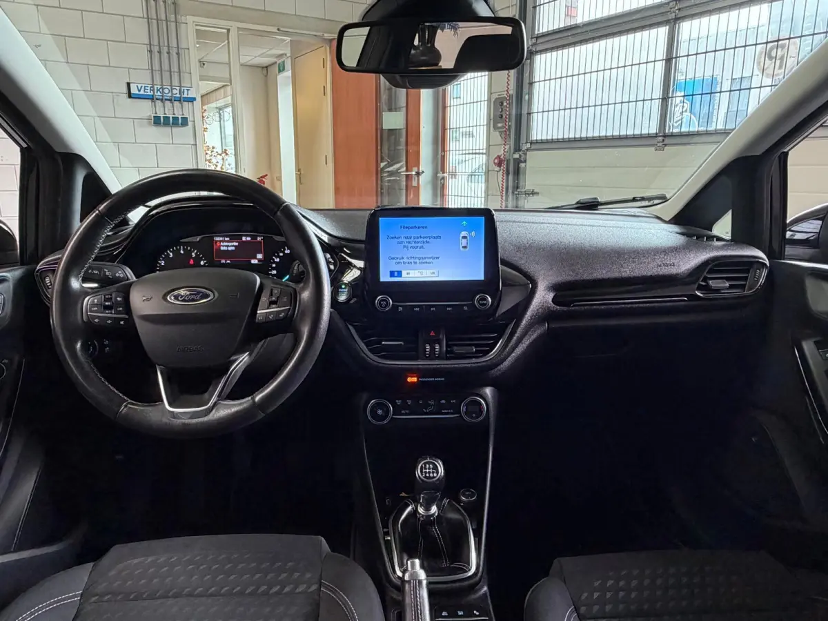 1.0 EcoBoost Titanium Camera, Navi, Airco, Cruise Control, Carplay