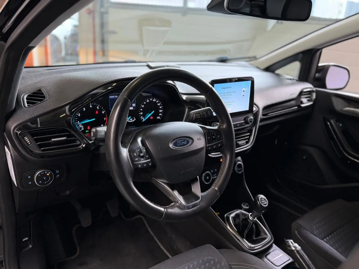 1.0 EcoBoost Titanium Camera, Navi, Airco, Cruise Control, Carplay