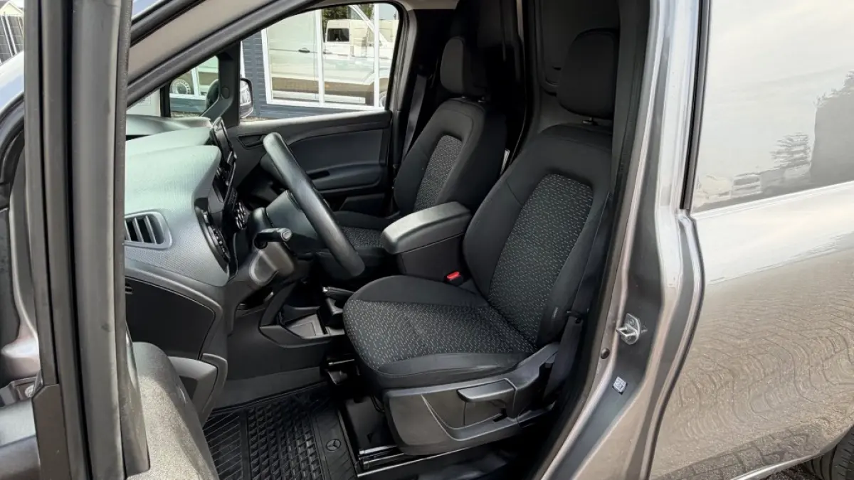 112 CDI 85KW 116PK EURO 6 CARPLAY/ CAMERA/ AIRCO/ CRUISE CONTROL/ TREKHAAK/ 100% DEALERONDERHOUDEN