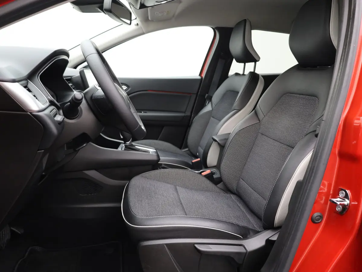 1.6 E-Tech Hybrid 145 Intens | Allseason banden | Camera | Prijs Rijklaar!!