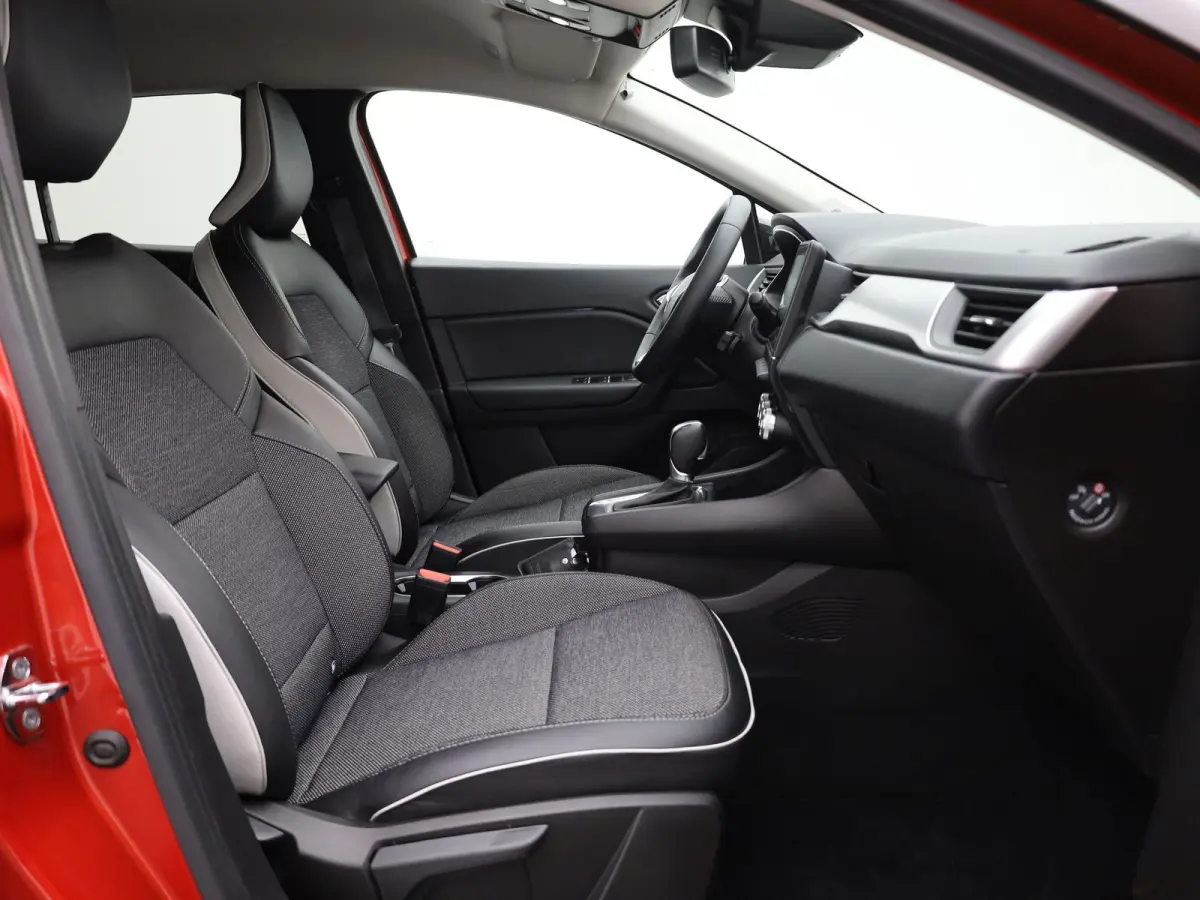 1.6 E-Tech Hybrid 145 Intens | Allseason banden | Camera | Prijs Rijklaar!!