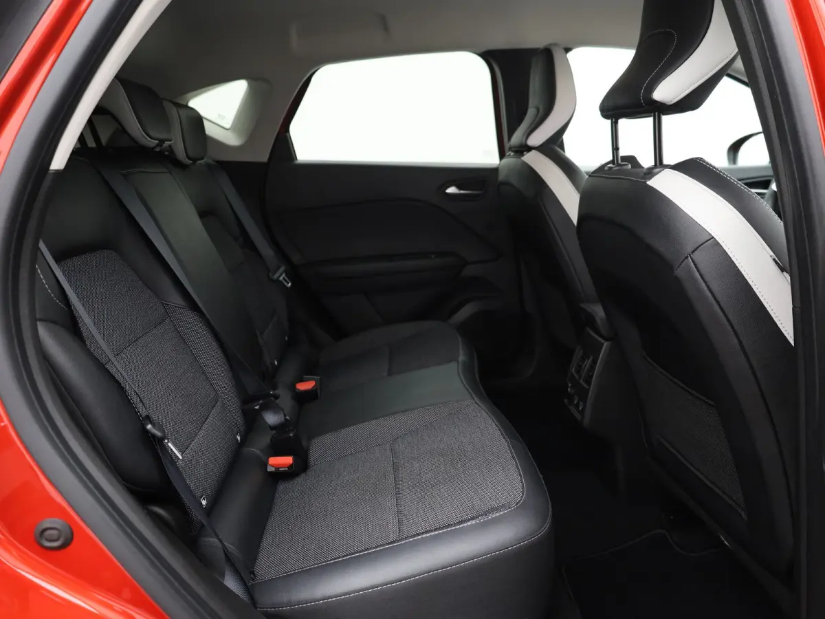 1.6 E-Tech Hybrid 145 Intens | Allseason banden | Camera | Prijs Rijklaar!!