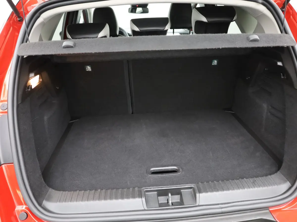 1.6 E-Tech Hybrid 145 Intens | Allseason banden | Camera | Prijs Rijklaar!!