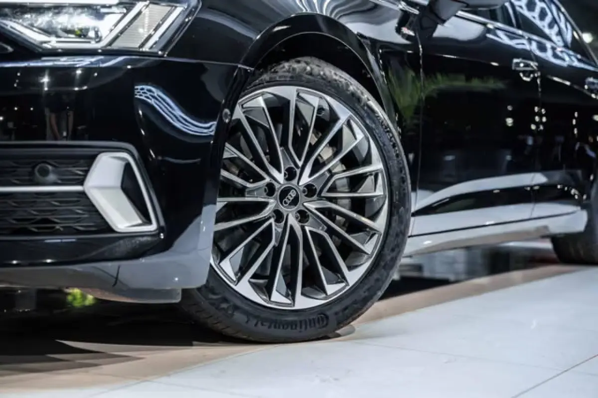 50 Tfsi e Quattro S-LINE ** MATRIX, LEDER, TREKH, ACC, HuD, VERW. STUUR ** 1e EIG - UNFALLFREI ** ** INFORMEER OOK NAAR ONZE AANTREKKELIJKE FINANCIAL-LEASE TARIEVEN **