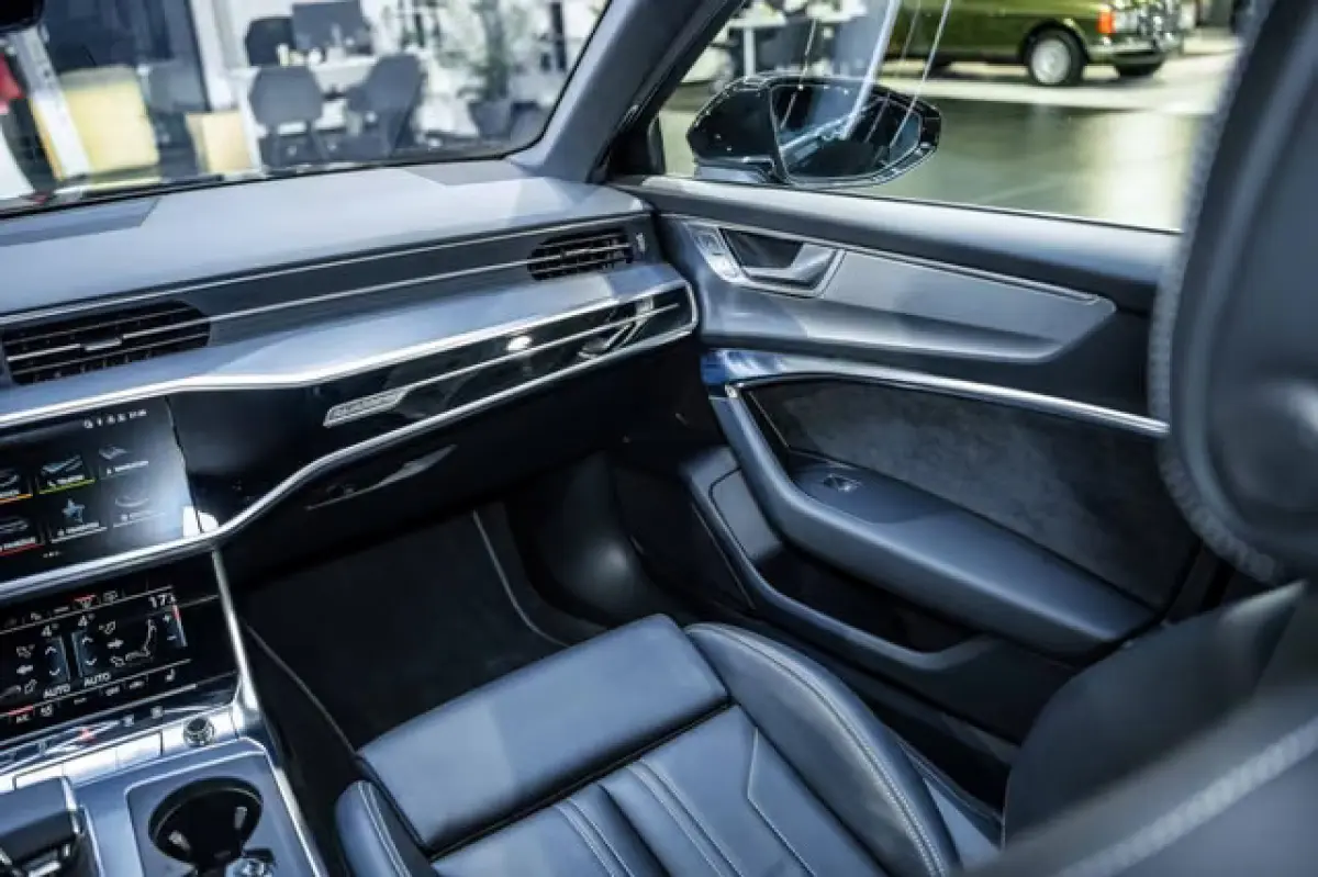 50 Tfsi e Quattro S-LINE ** MATRIX, LEDER, TREKH, ACC, HuD, VERW. STUUR ** 1e EIG - UNFALLFREI ** ** INFORMEER OOK NAAR ONZE AANTREKKELIJKE FINANCIAL-LEASE TARIEVEN **