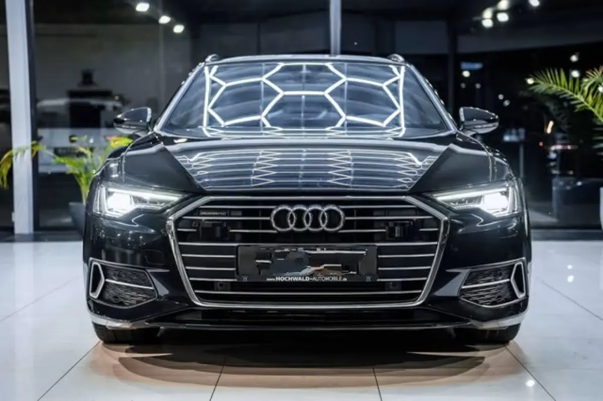 50 Tfsi e Quattro S-LINE ** MATRIX, LEDER, TREKH, ACC, HuD, VERW. STUUR ** 1e EIG - UNFALLFREI ** ** INFORMEER OOK NAAR ONZE AANTREKKELIJKE FINANCIAL-LEASE TARIEVEN **