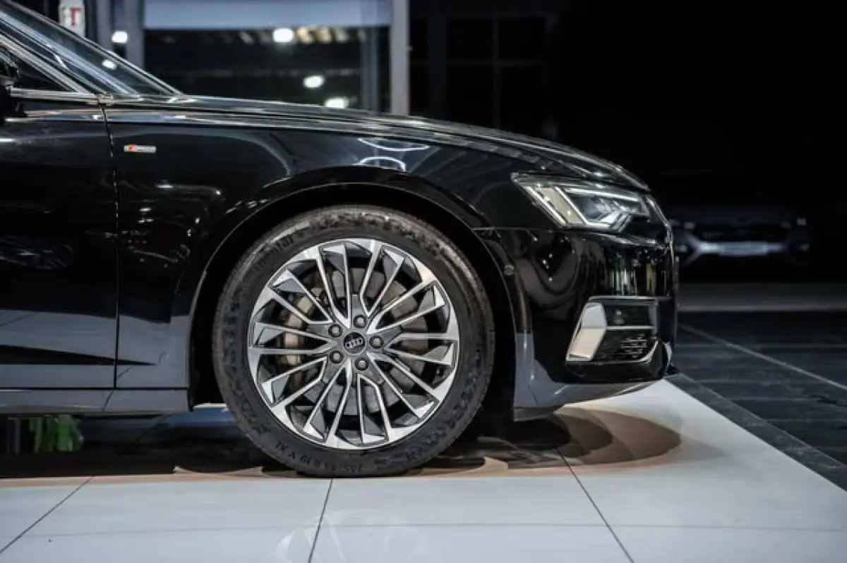 50 Tfsi e Quattro S-LINE ** MATRIX, LEDER, TREKH, ACC, HuD, VERW. STUUR ** 1e EIG - UNFALLFREI ** ** INFORMEER OOK NAAR ONZE AANTREKKELIJKE FINANCIAL-LEASE TARIEVEN **