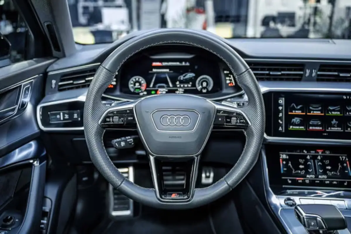 50 Tfsi e Quattro S-LINE ** MATRIX, LEDER, TREKH, ACC, HuD, VERW. STUUR ** 1e EIG - UNFALLFREI ** ** INFORMEER OOK NAAR ONZE AANTREKKELIJKE FINANCIAL-LEASE TARIEVEN **