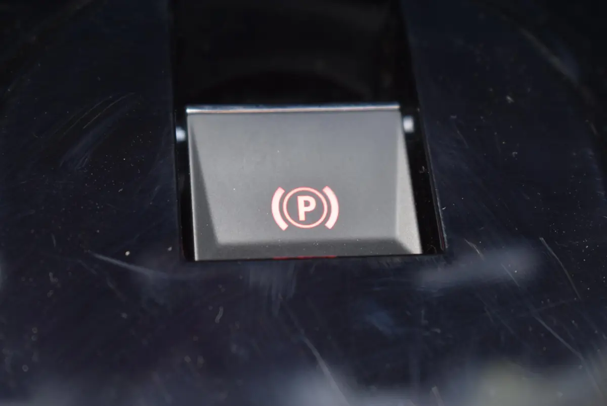 1.2 Hybrid ICON | Parkeersensoren | Apple carplay & Android auto | Bluetooth | Cruise control |