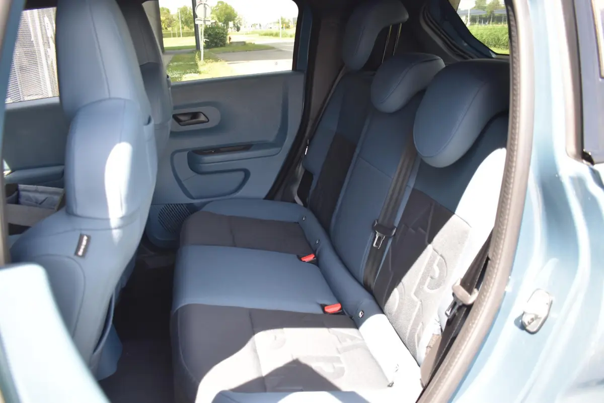 1.2 Hybrid ICON | Parkeersensoren | Apple carplay & Android auto | Bluetooth | Cruise control |