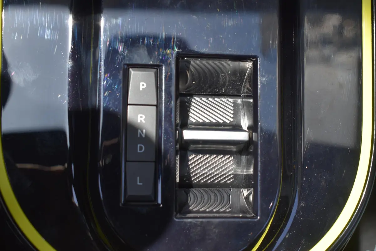 1.2 Hybrid ICON | Parkeersensoren | Apple carplay & Android auto | Bluetooth | Cruise control |