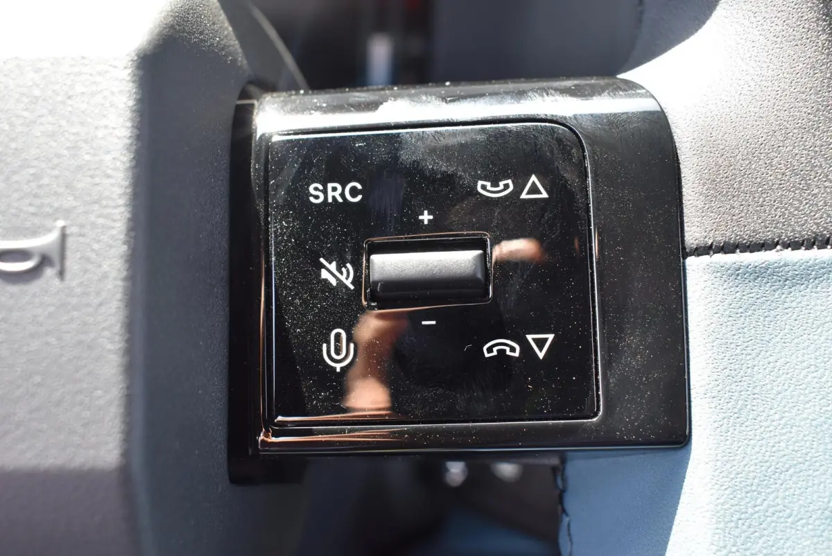 1.2 Hybrid ICON | Parkeersensoren | Apple carplay & Android auto | Bluetooth | Cruise control |
