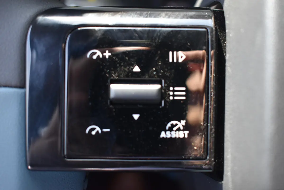 1.2 Hybrid ICON | Parkeersensoren | Apple carplay & Android auto | Bluetooth | Cruise control |