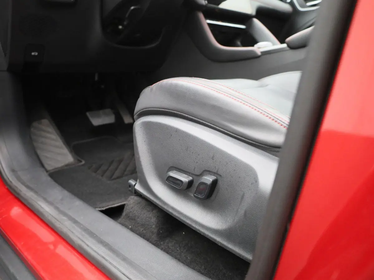 MG EV Long Range Luxury 70 kWh