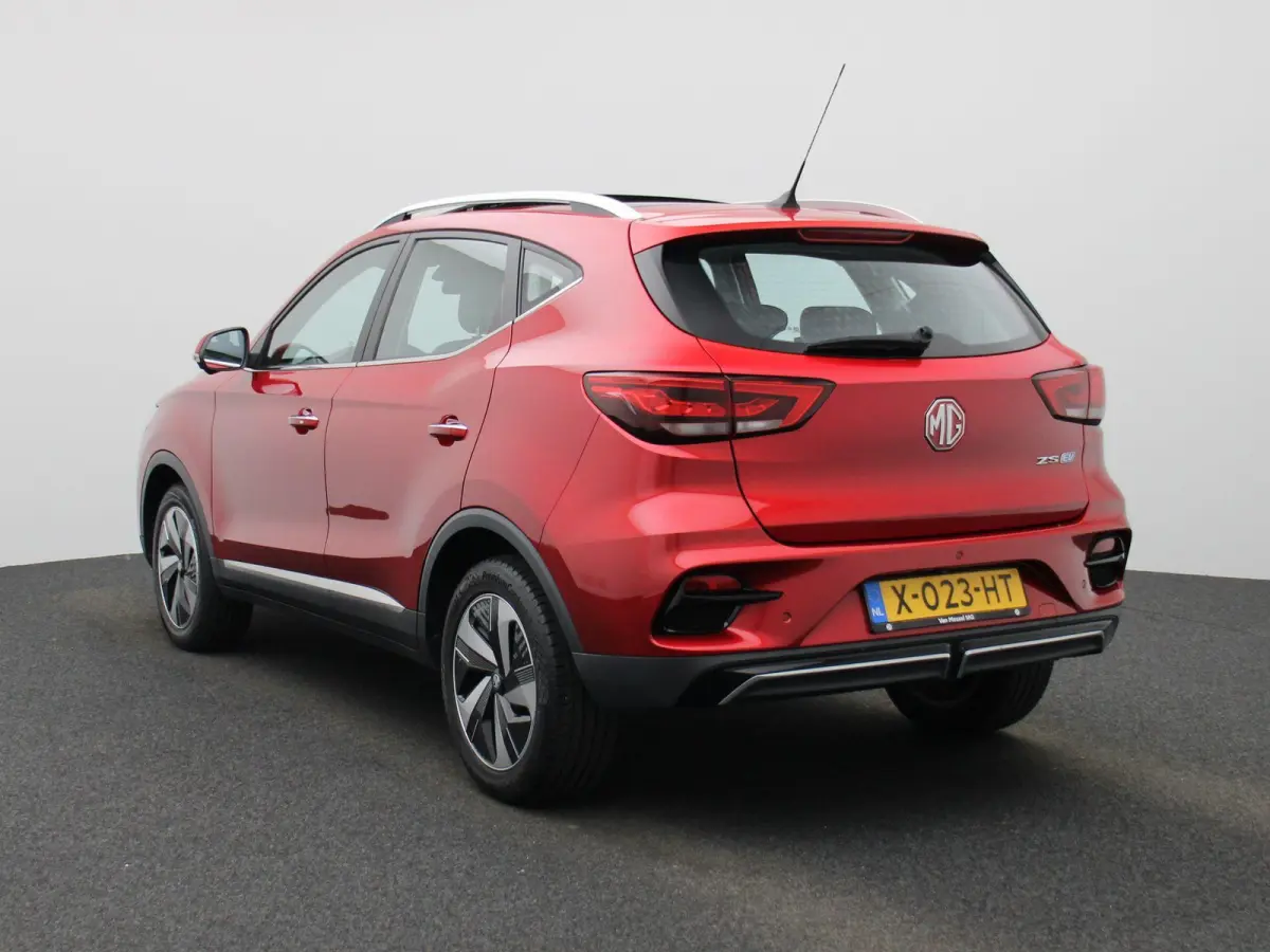 MG EV Long Range Luxury 70 kWh