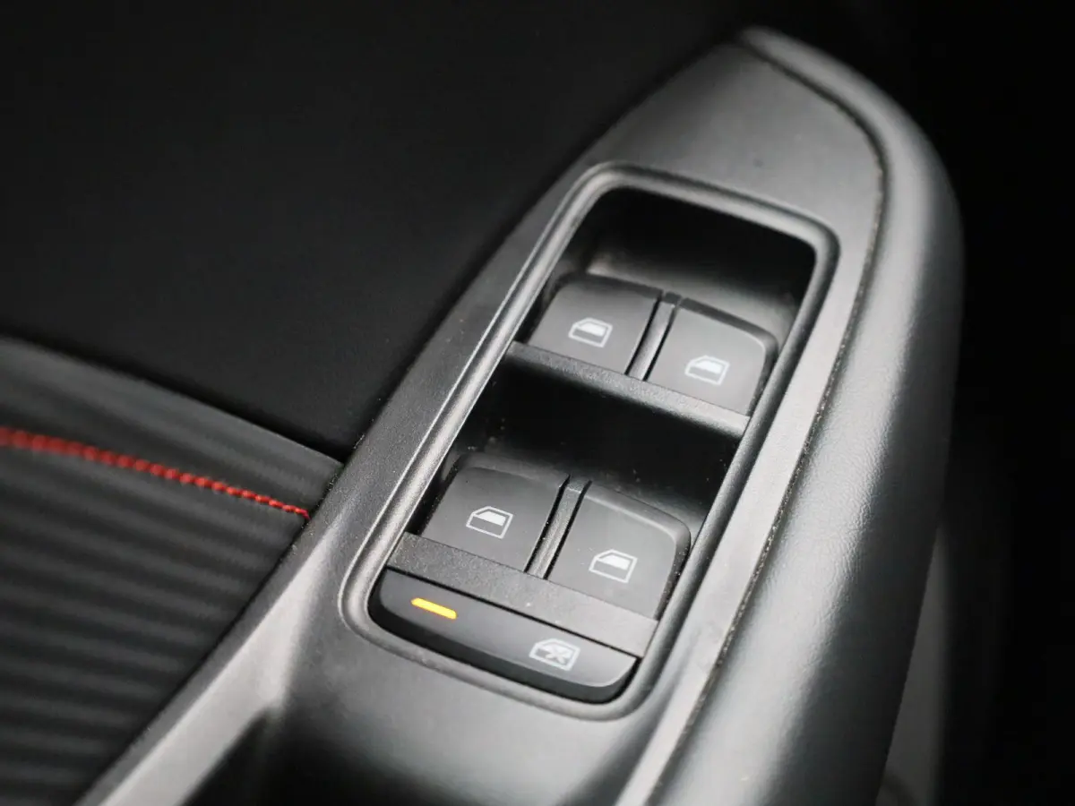 MG EV Long Range Luxury 70 kWh