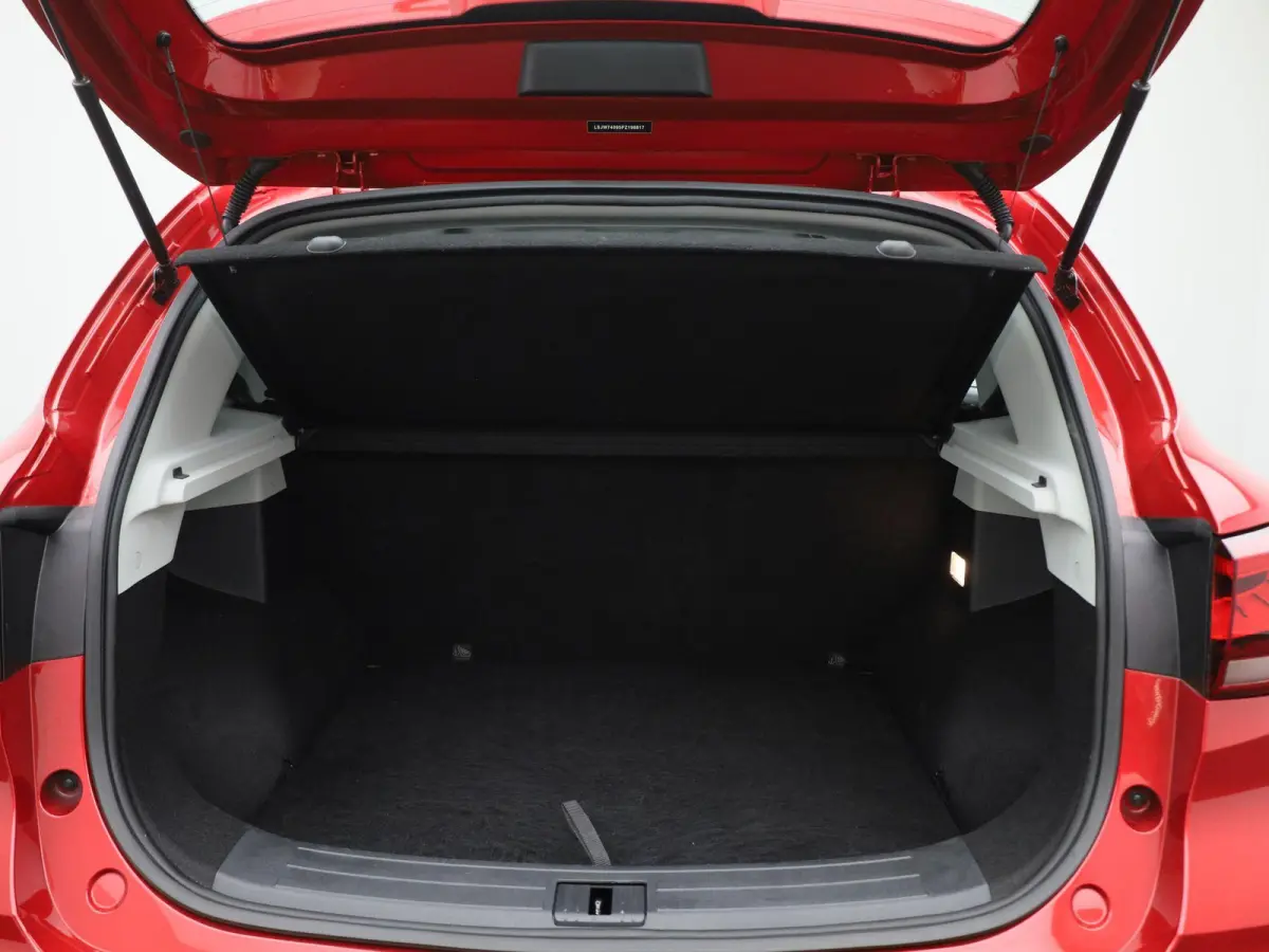 MG EV Long Range Luxury 70 kWh