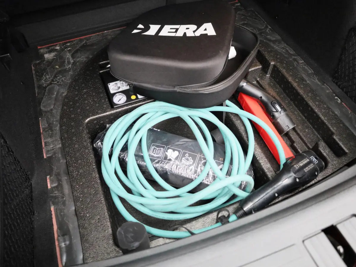 MG EV Long Range Luxury 70 kWh