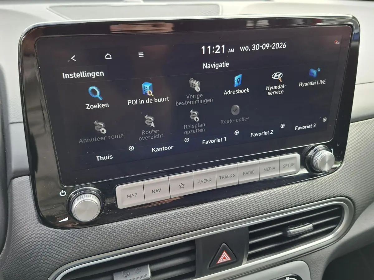 EV Comfort 64kWh SOH 96,7% | Warmtepomp | Head-Up display | Dodehoek | Camera | Rijklaarprijs