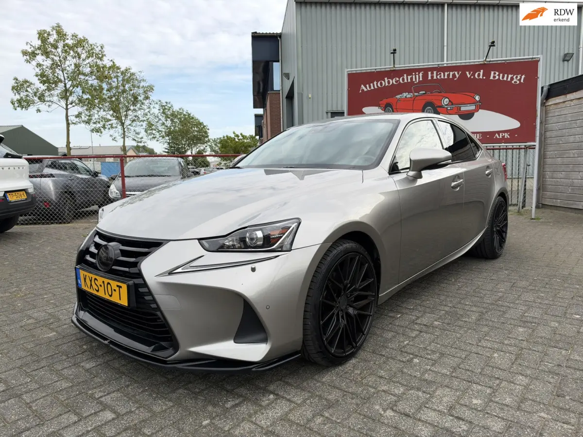 300h Hybrid Business Line
