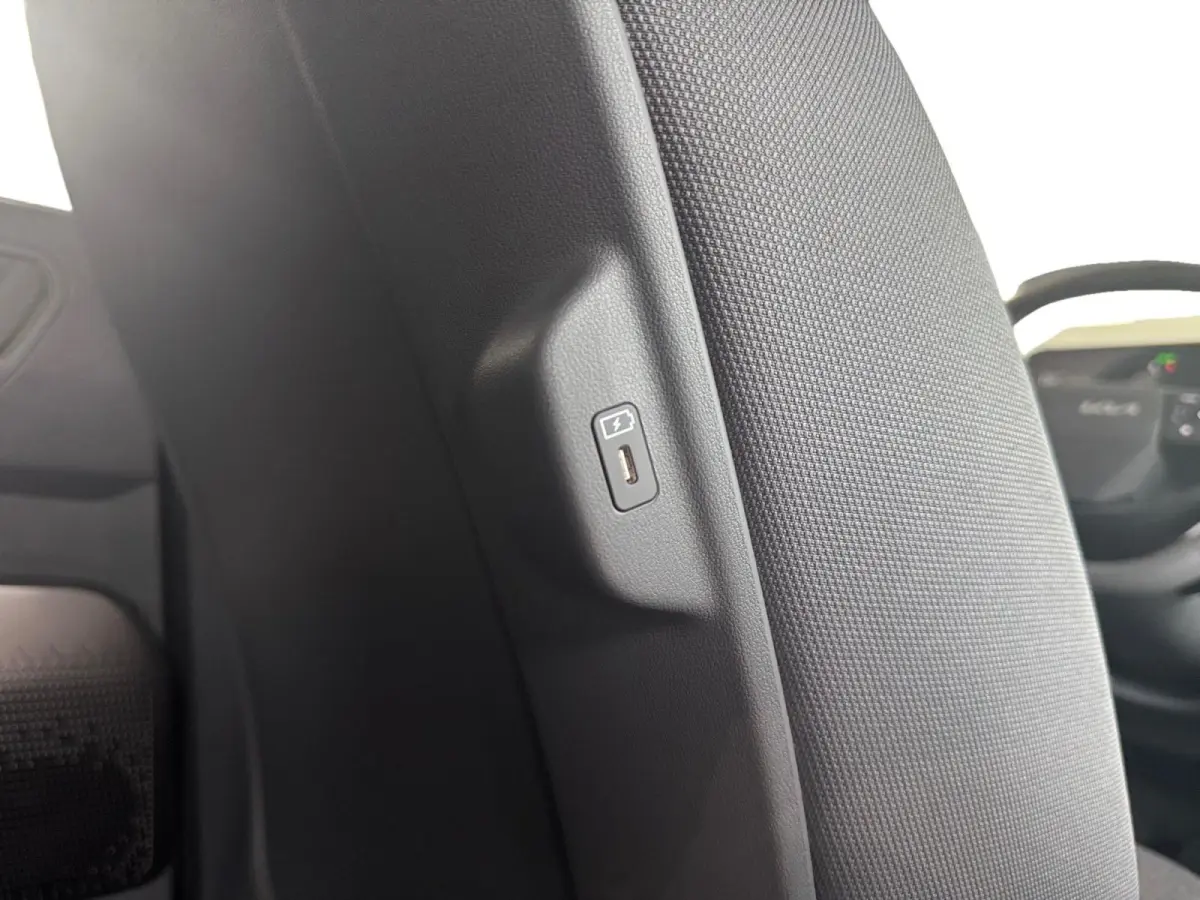 Air 42.2 kWh 4p. 2000.- inruilkorting | Stoel/Stuurverwarming | Wireless Carplay/Aut