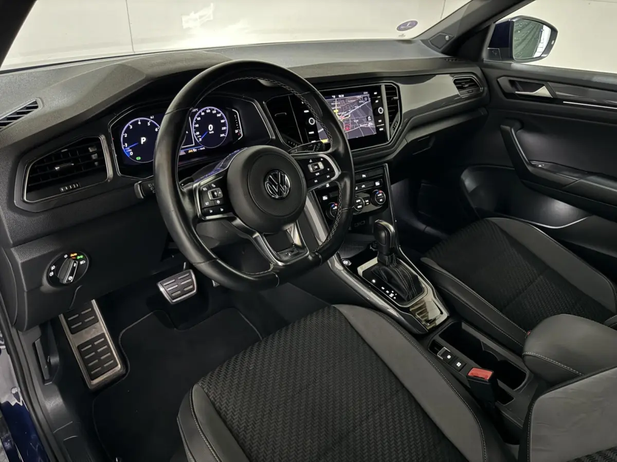 1.5 TSI R-Line Pano Virtual Beats Camera NAP