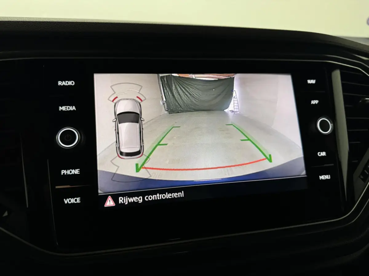 1.5 TSI R-Line Pano Virtual Beats Camera NAP