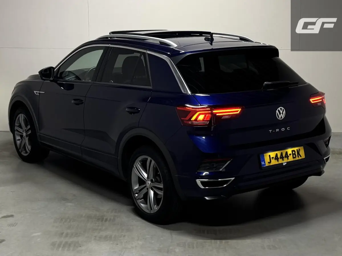 1.5 TSI R-Line Pano Virtual Beats Camera NAP