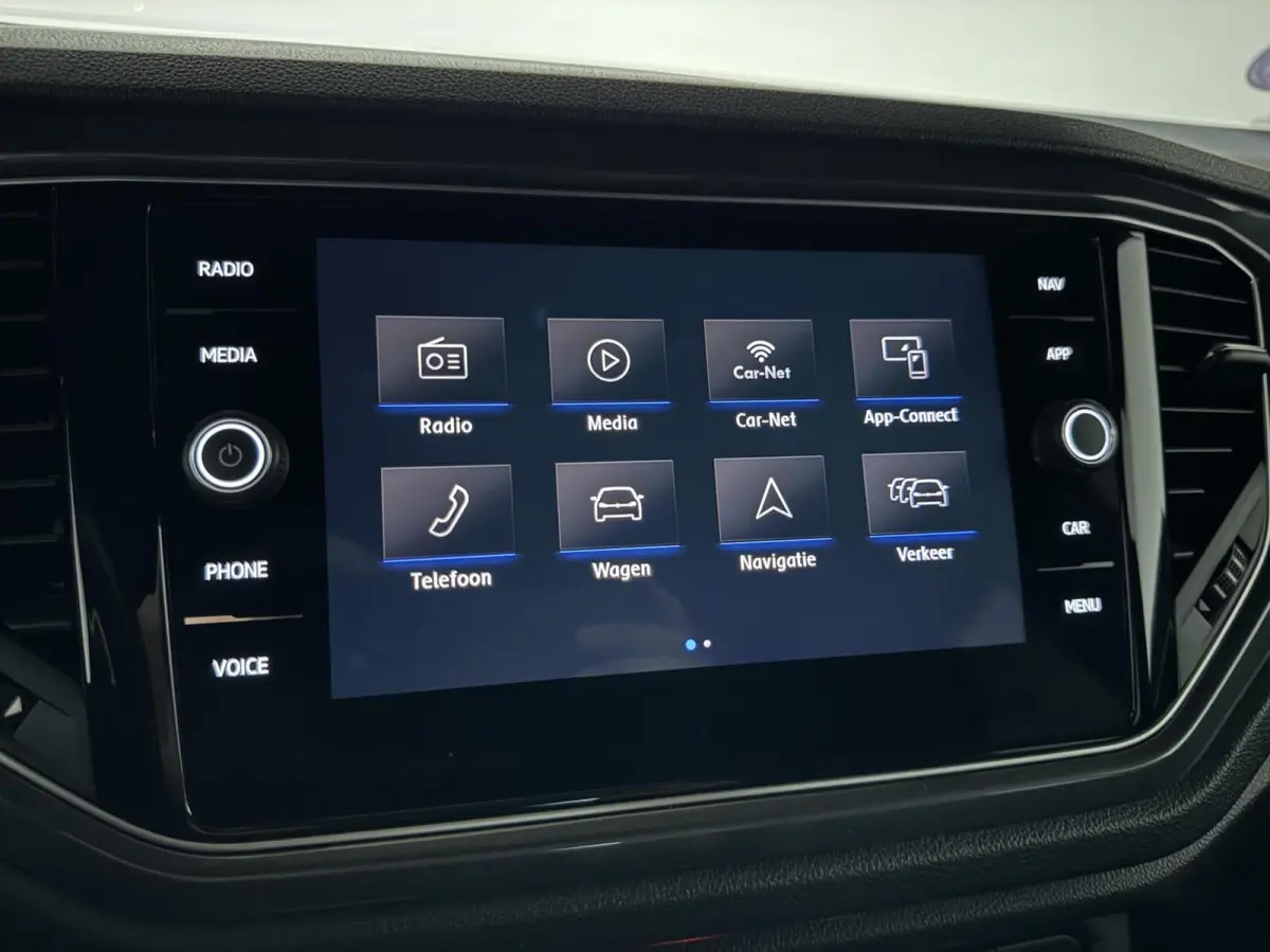 1.5 TSI R-Line Pano Virtual Beats Camera NAP