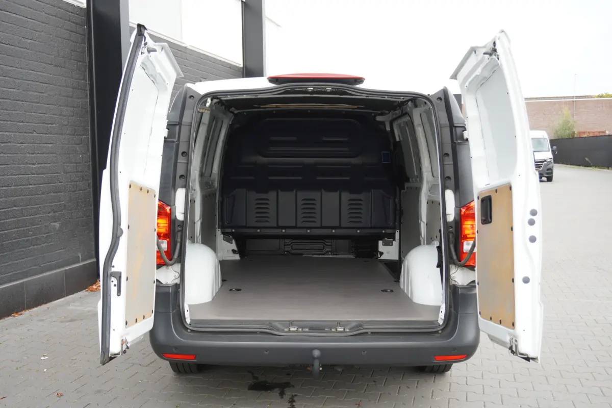 114 CDI Automaat Lang EURO 6 - AC/Climate - Navi - Cruise - €16.900,- Excl.