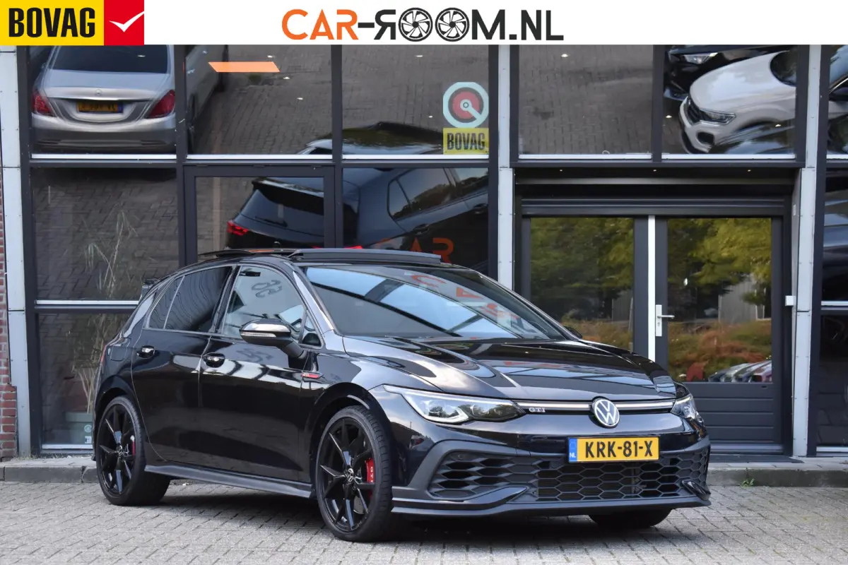 2.0 TSI GTI Pano HUD HK Camera Lane ACC