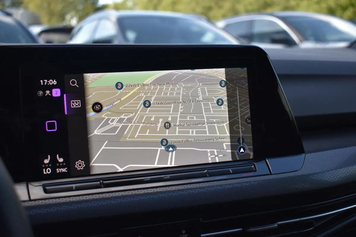 2.0 TSI GTI Pano HUD HK Camera Lane ACC