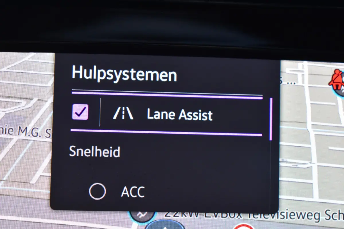 2.0 TSI GTI Pano HUD HK Camera Lane ACC