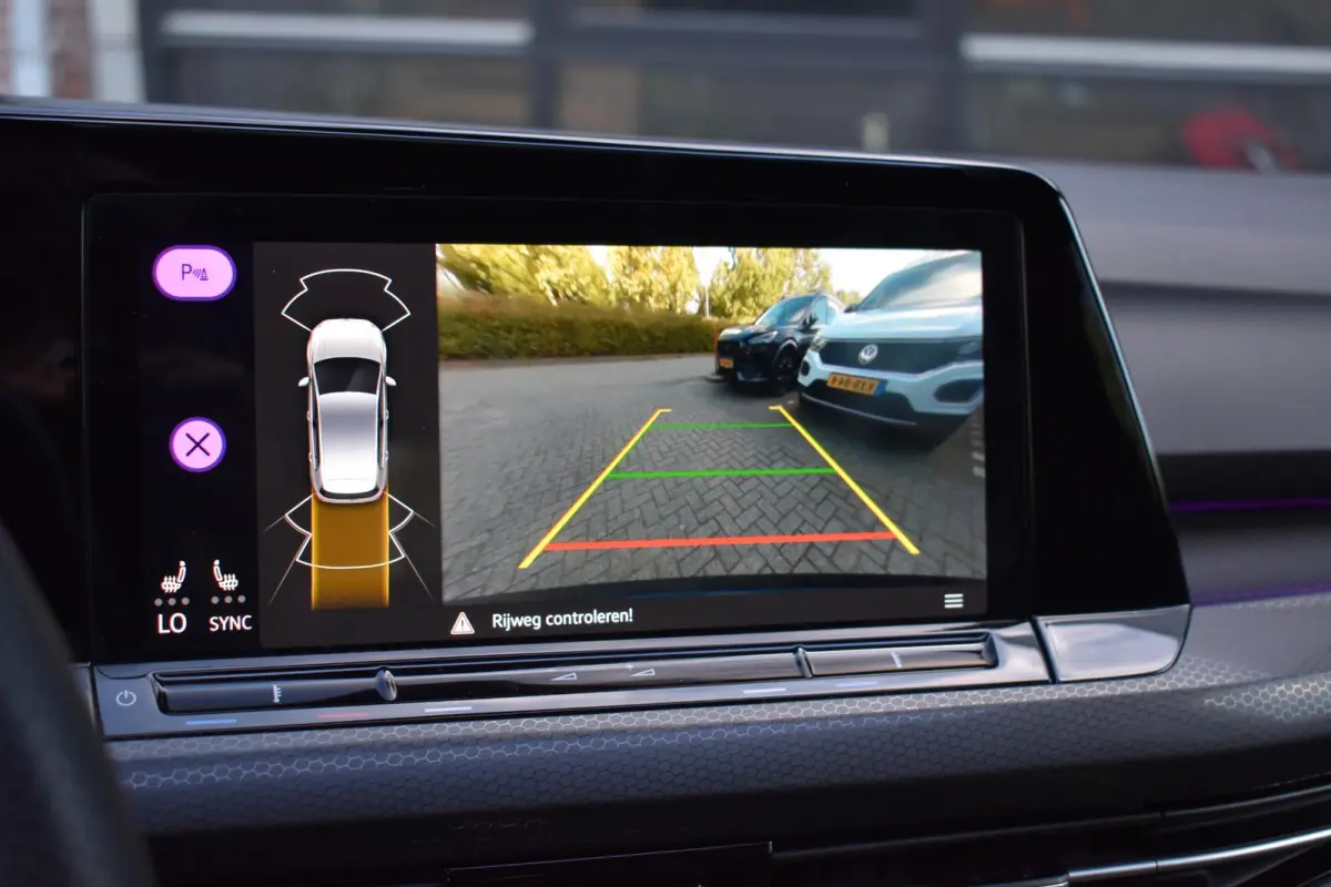 2.0 TSI GTI Pano HUD HK Camera Lane ACC