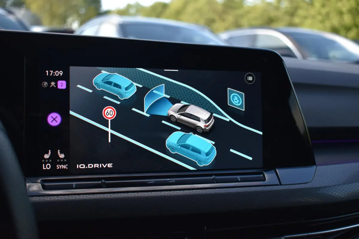 2.0 TSI GTI Pano HUD HK Camera Lane ACC