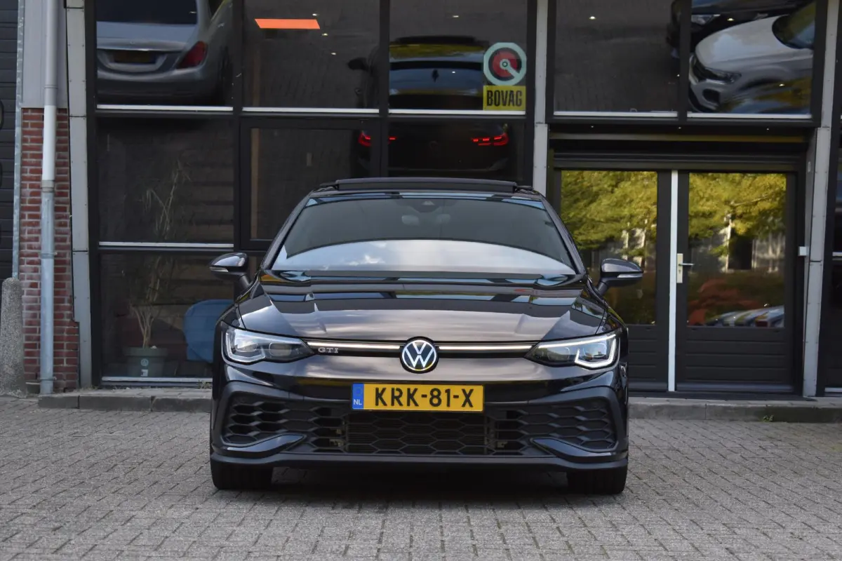 2.0 TSI GTI Pano HUD HK Camera Lane ACC